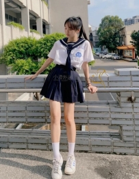 #清純鄰家女孩甜美的外型  一雙迷人的大眼 不斷對你挑逗  雪白的肌膚