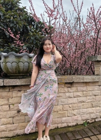 美胸身材棒 皮膚白皙 下面很緊  性感身材很誘惑 妖嬈的姿態時時刻刻都像挑逗你哦