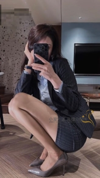 #黑絲秘書 性感身材好 小騷妹 #毛少很敏感  適合外貌控