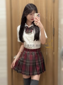 鄰家小妹 外貌乖巧 內心小淫魔一個 服務態度很好 都能給你不一樣的Fu