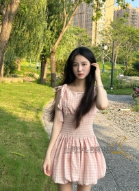 嫩妹 身材有料 可配合各種姿勢 床上很活躍喔 很敢玩的女生 配合度都很高 互動也很好