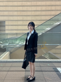 職場OL風 氣質極佳的正妹 美腿很熱情很主動 騷勁十足身型很完美，體力好配合度高 健談