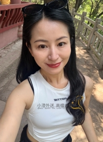 長髮飄逸，御姐氣場，腰細會搖  熱愛征服，享受在你身上騎乘
